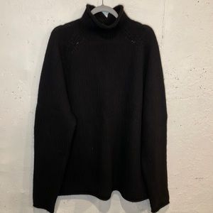 Mens J. Crew 100% wool turtleneck sweater size XL / Black